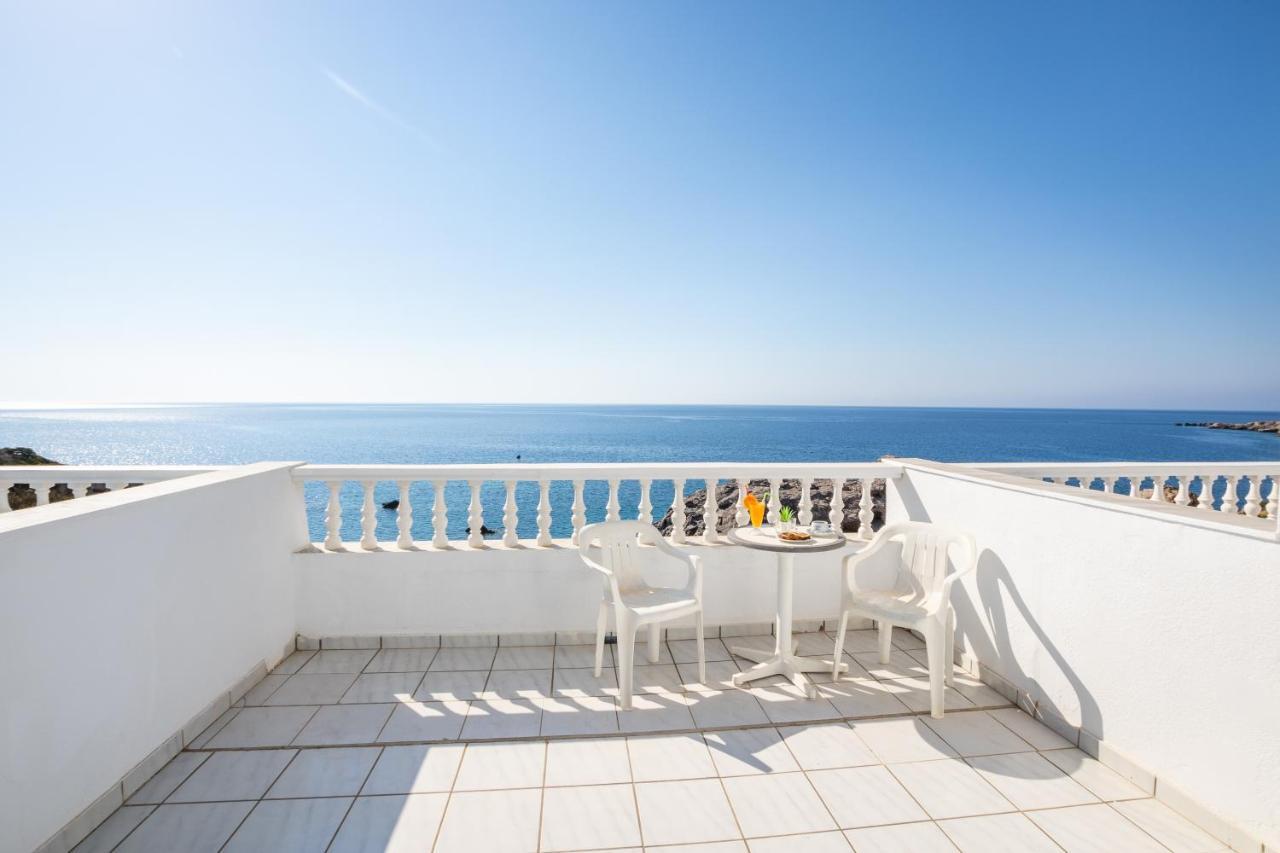 Castelia Bay Hotel Amoopi Exterior foto