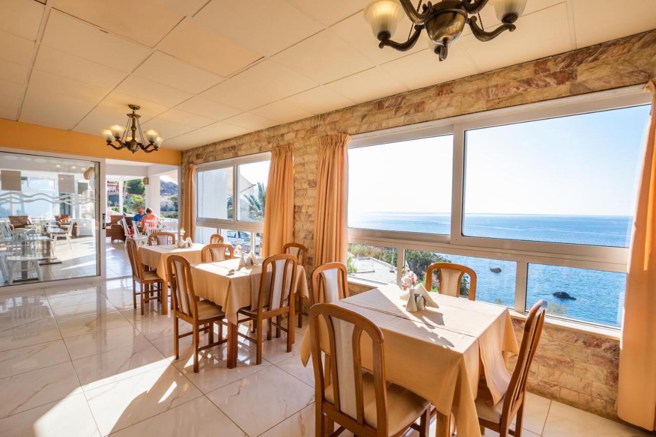 Castelia Bay Hotel Amoopi Exterior foto