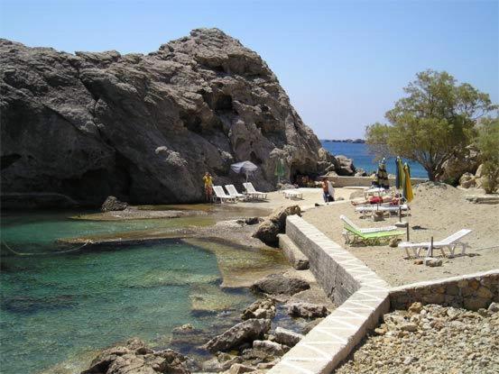 Castelia Bay Hotel Amoopi Exterior foto